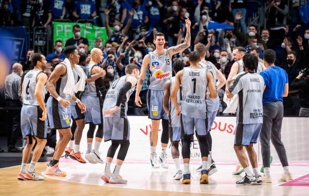 季展现出了 季展现出了