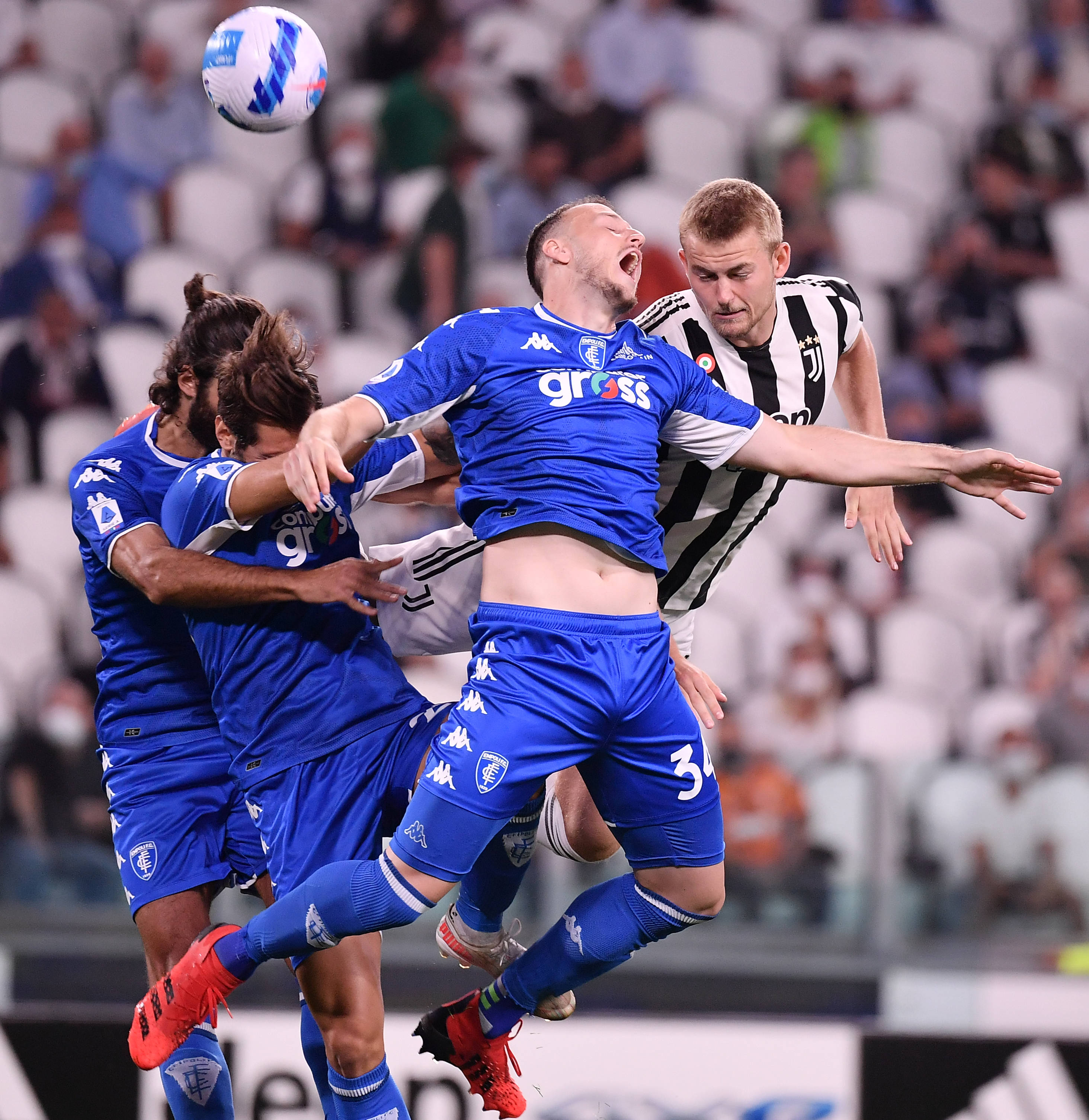 队的主教练 队的主教练